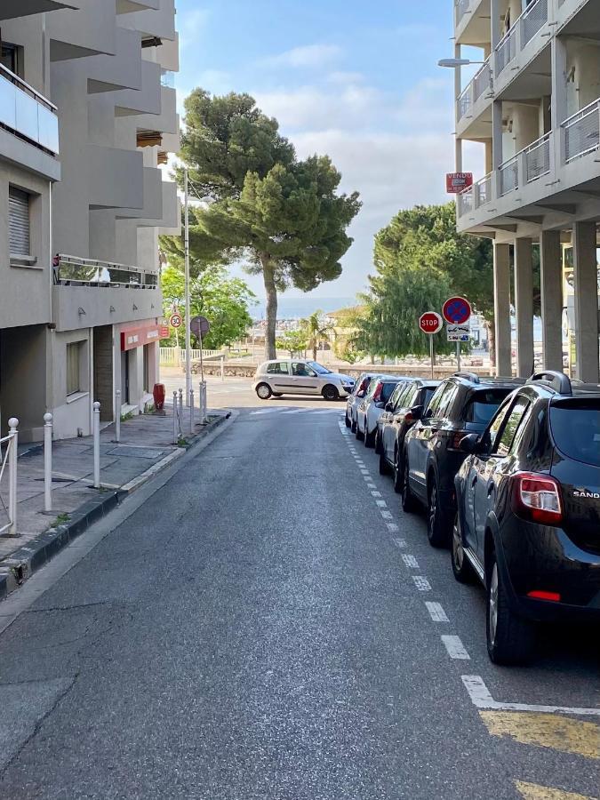 Studio Equipe-Climatise Avec Balcon Au Mourillon A 20M De La Plage Toulon Luaran gambar