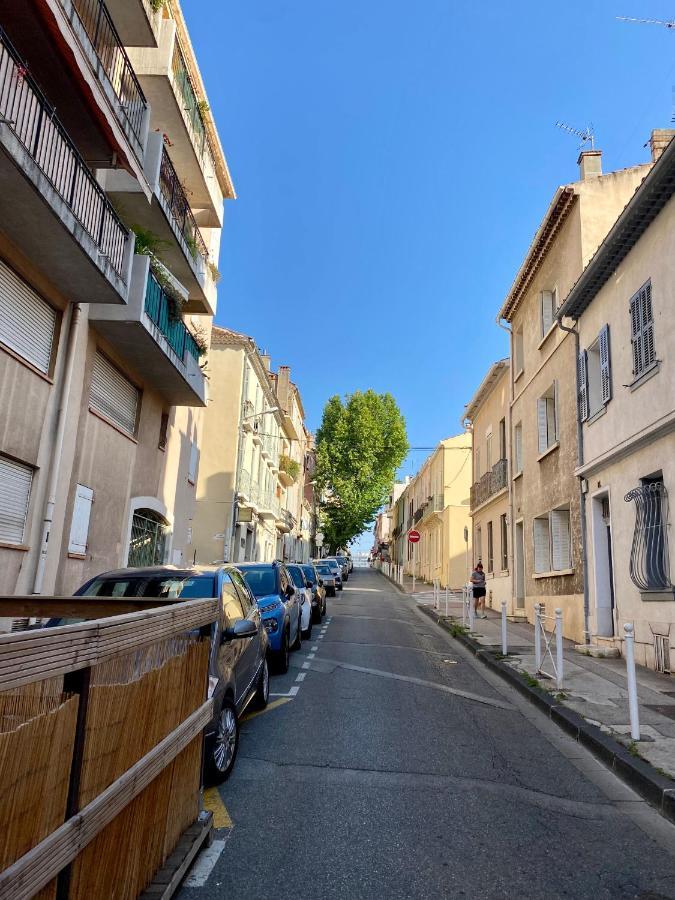 Studio Equipe-Climatise Avec Balcon Au Mourillon A 20M De La Plage Toulon Luaran gambar